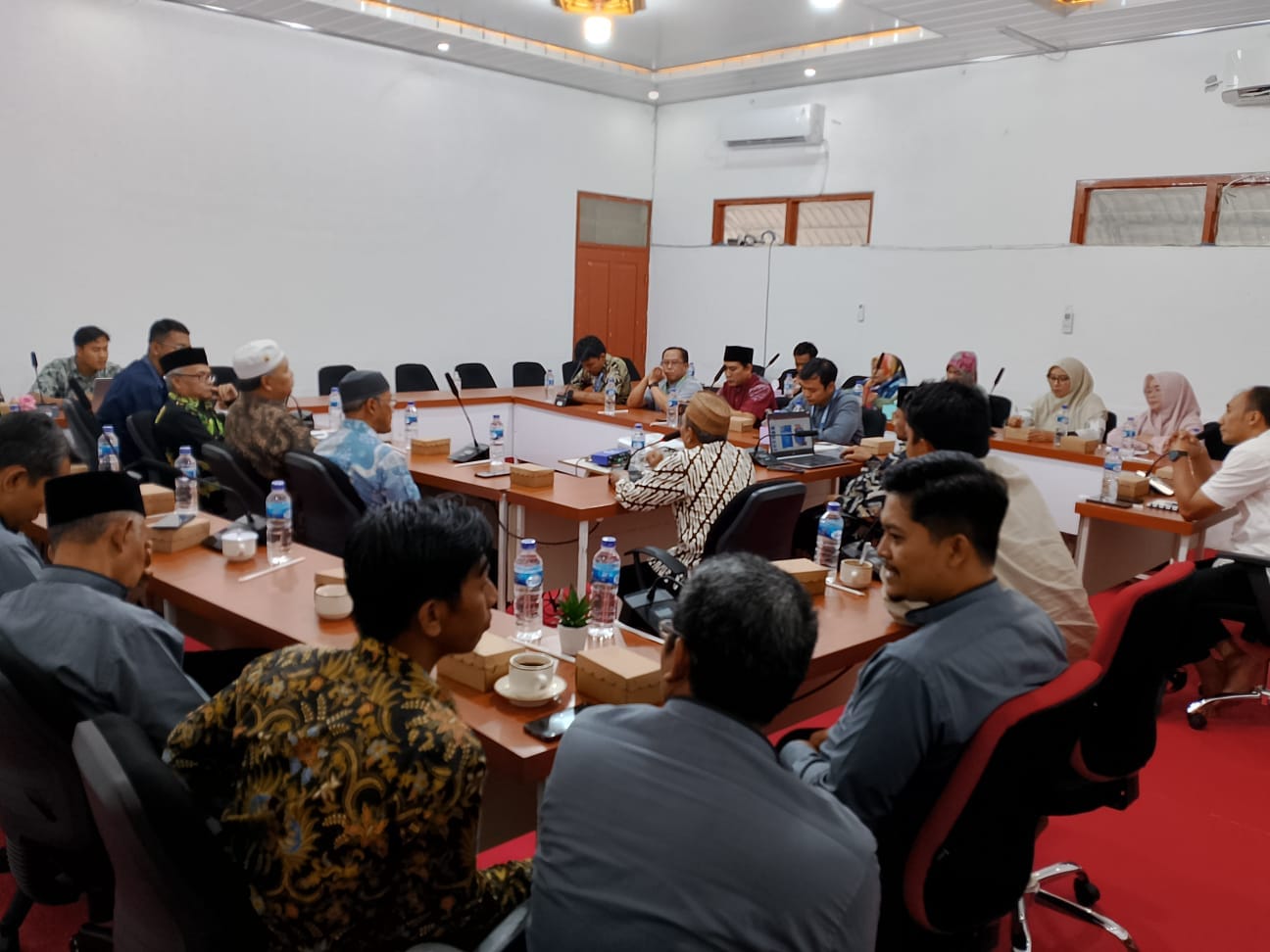 Study Tiru SMP Unggulan Baitul Manshurin Ke SMP BUDI UTOMO Jombang 